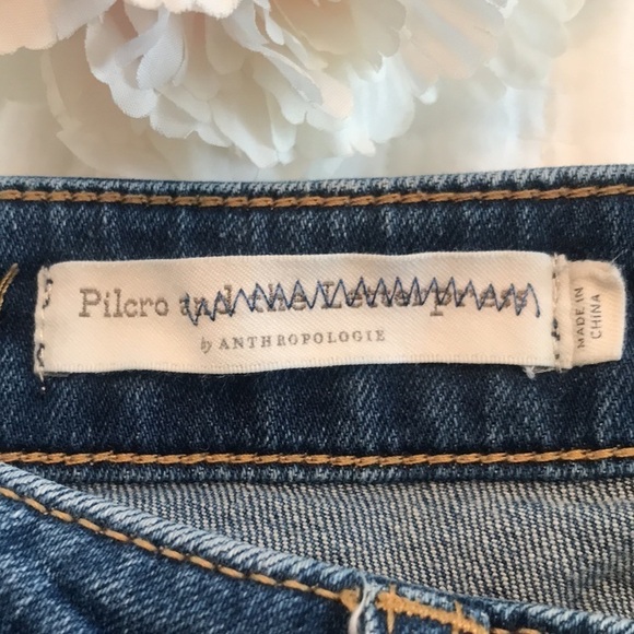 PILCRO by Anthropologie Mid-Rise Slim Denim Shorts Bermuda Size 25 - Picture 8 of 13